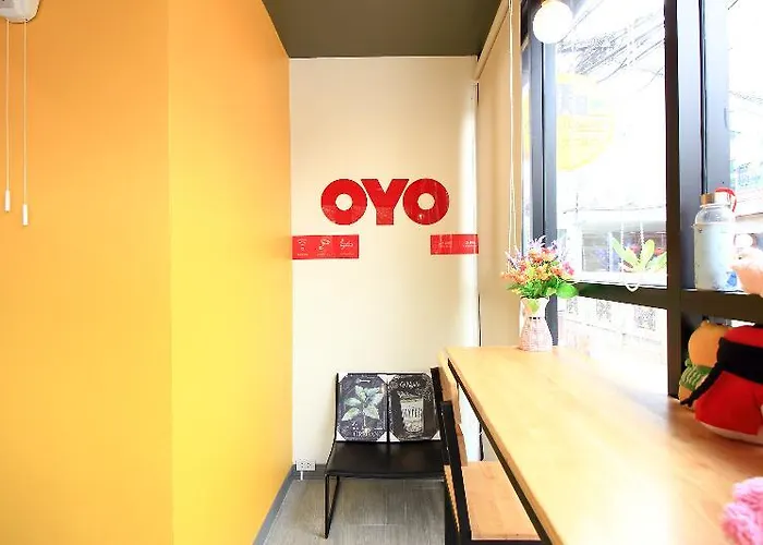 Oyo 265 Ratchada Connect