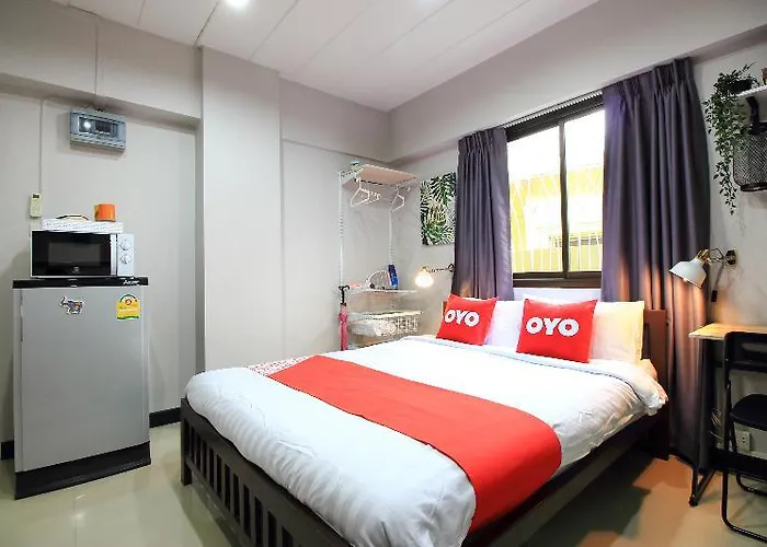 Oyo 265 Ratchada Connect 2*