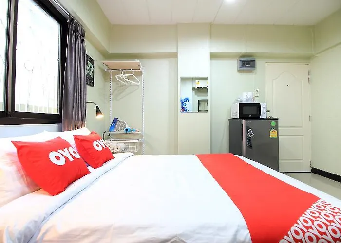 Hotel Oyo 265 Ratchada Connect